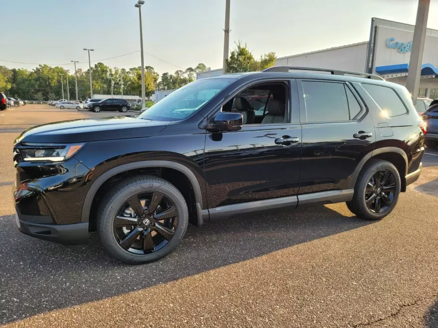 2025 Honda Pilot Black Edition photo 1