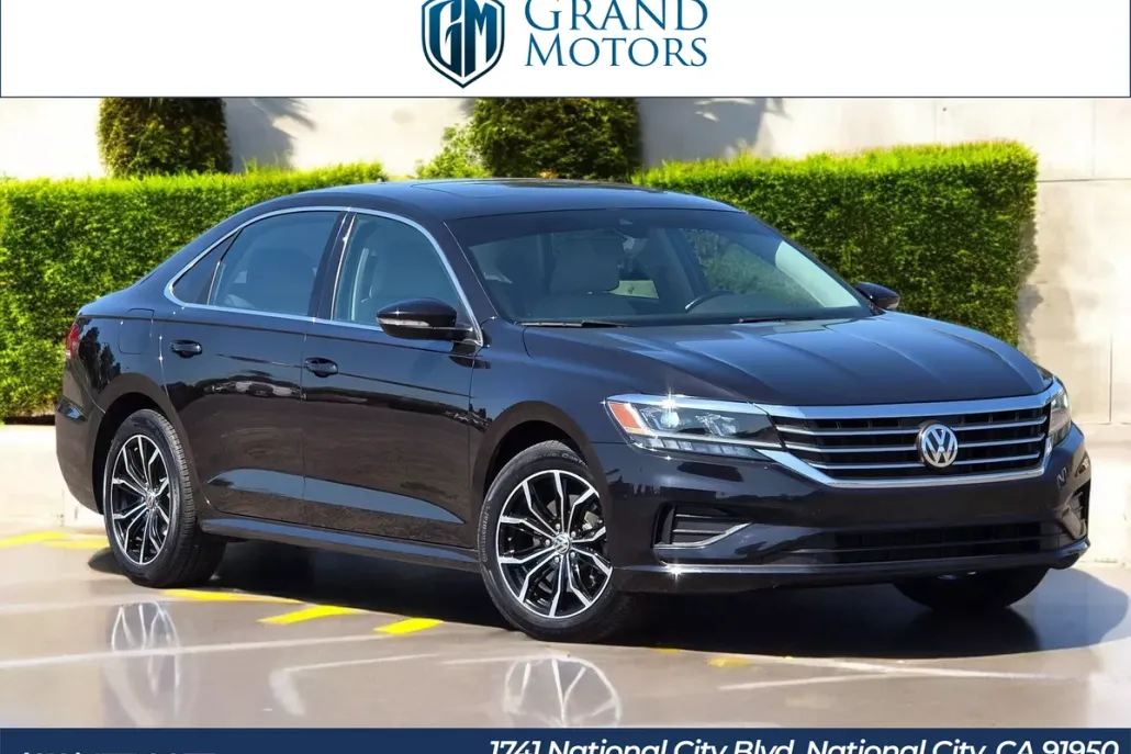 2020 Volkswagen Passat 2.0T SE photo 1
