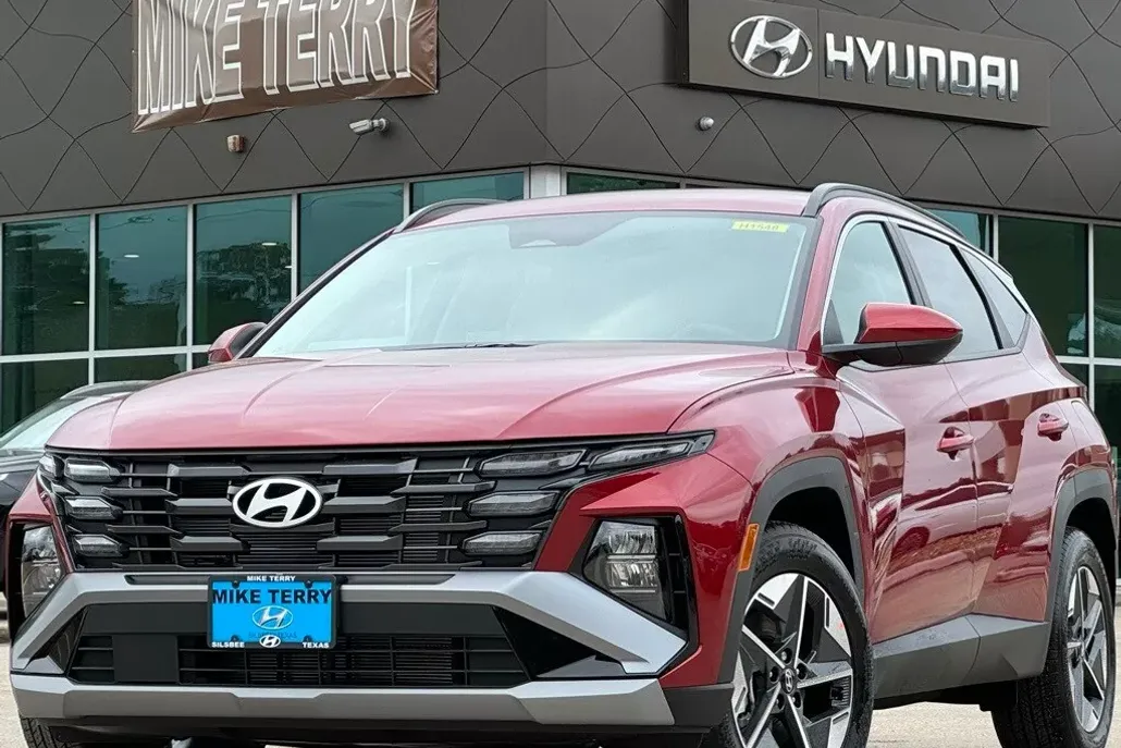 2025 Hyundai Tucson SEL photo 1