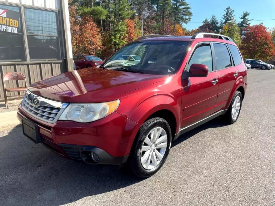 2013 Subaru Forester 2.5X Limited photo 1
