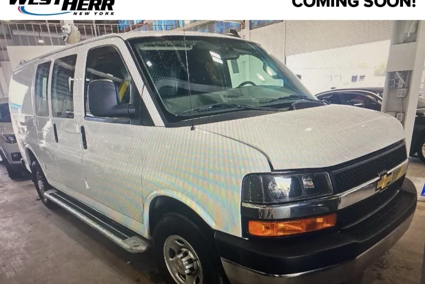 2024 Chevrolet Express 2500 Work Cargo Van photo 1