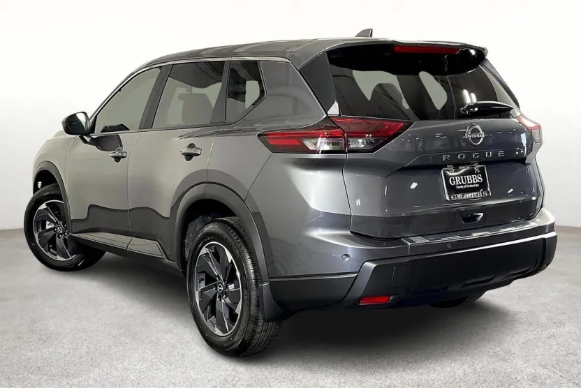 2026 Nissan Rogue SV photo 1