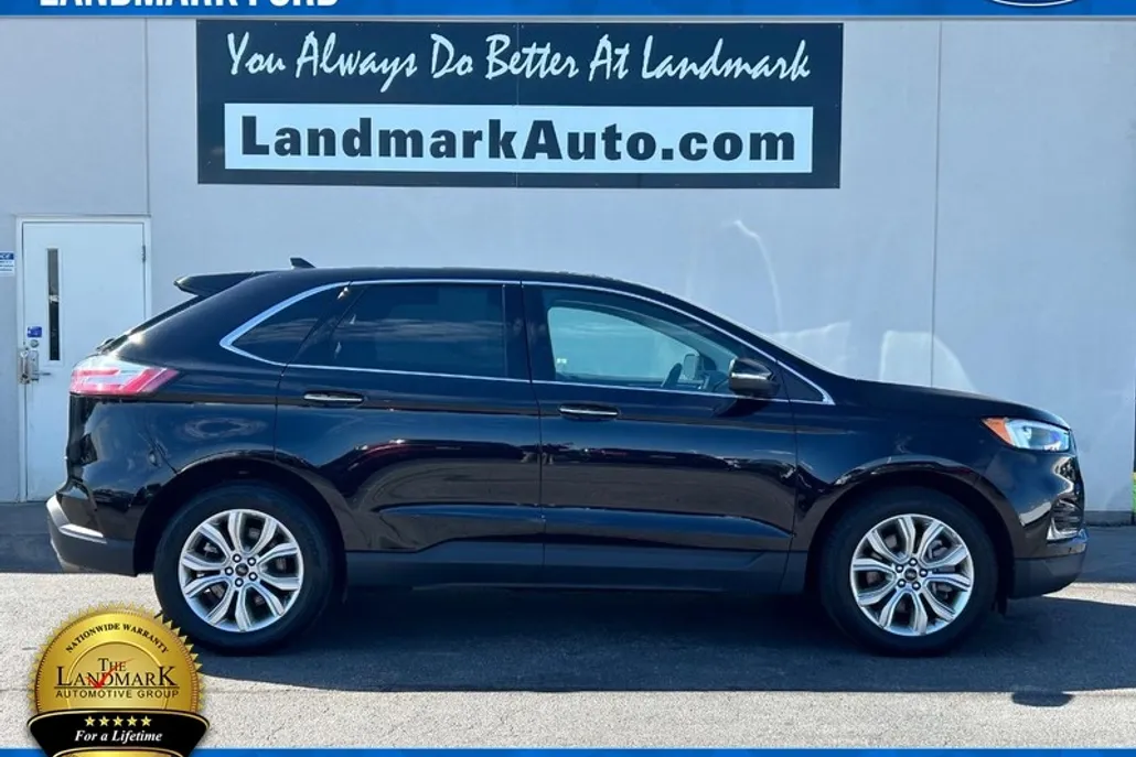 2024 Ford Edge Titanium photo 1