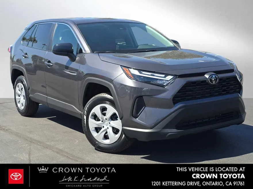 2025 Toyota RAV4 LE photo 1