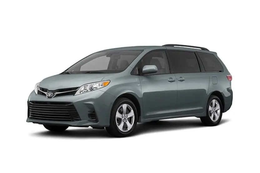 2018 Toyota Sienna LE photo 1