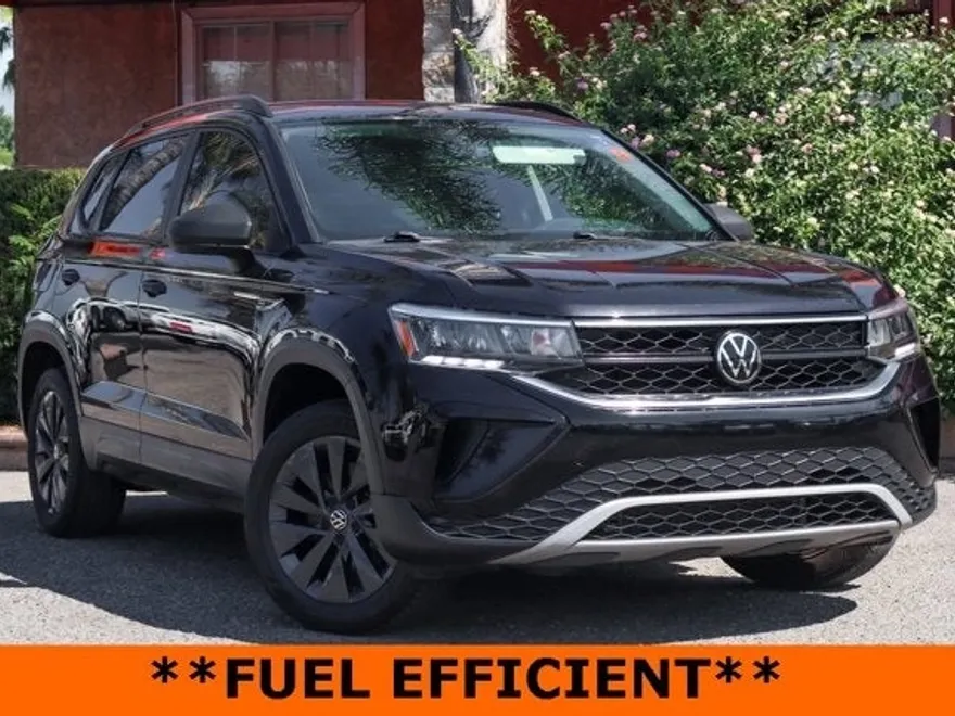 2023 Volkswagen Taos S photo 1