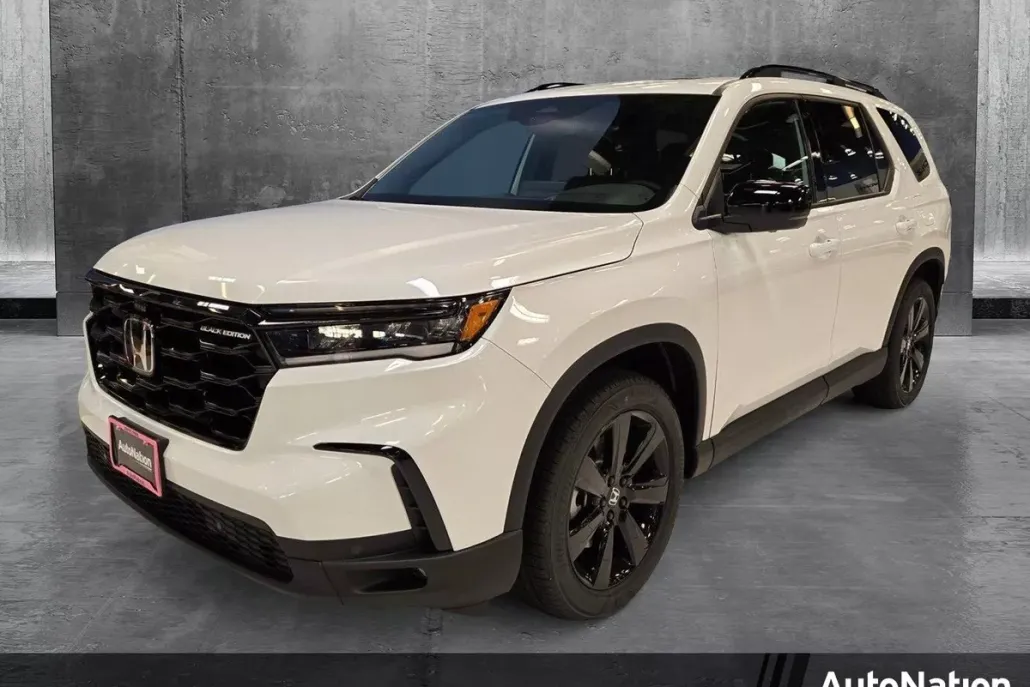 2025 Honda Pilot Black Edition photo 1