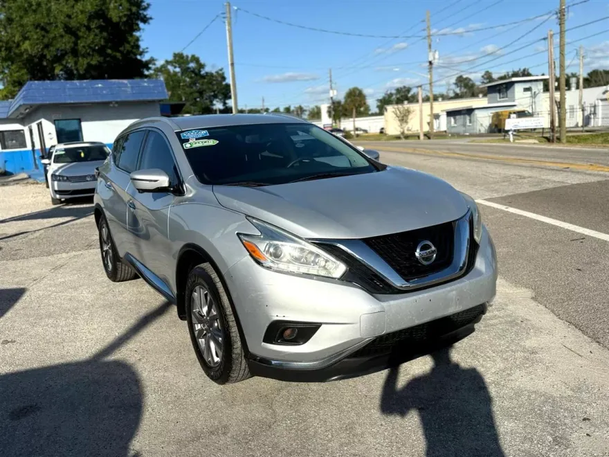 2016 Nissan Murano SL photo 1
