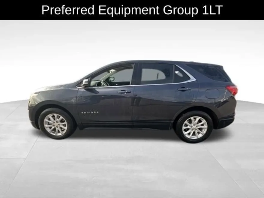 2018 Chevrolet Equinox LT photo 1