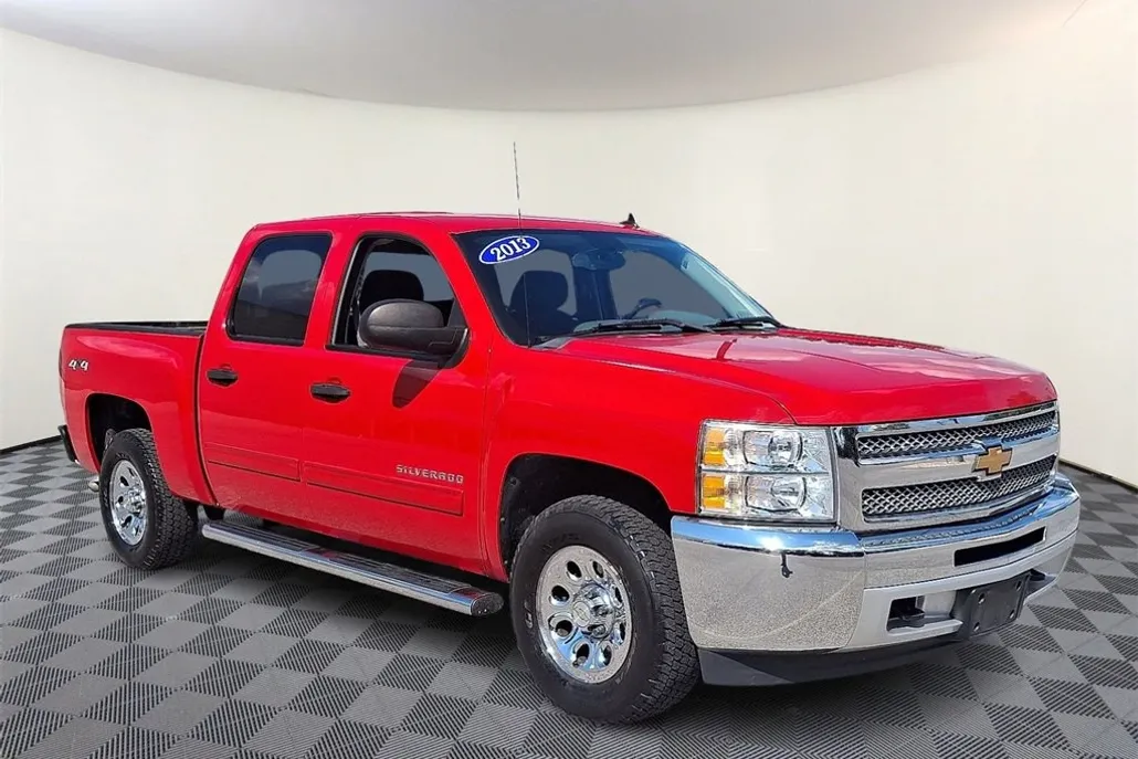 2013 Chevrolet Silverado 1500 LS photo 1