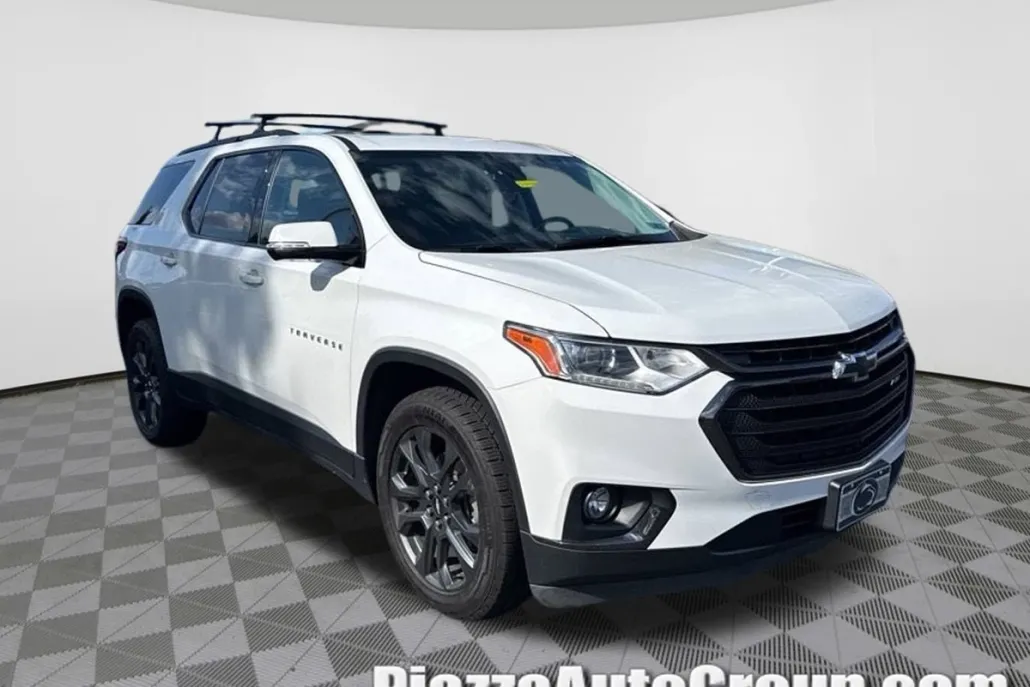 2019 Chevrolet Traverse RS 2LT photo 1