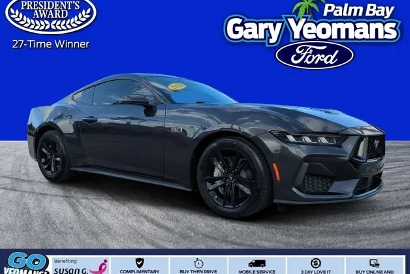 2024 Ford Mustang GT photo 1