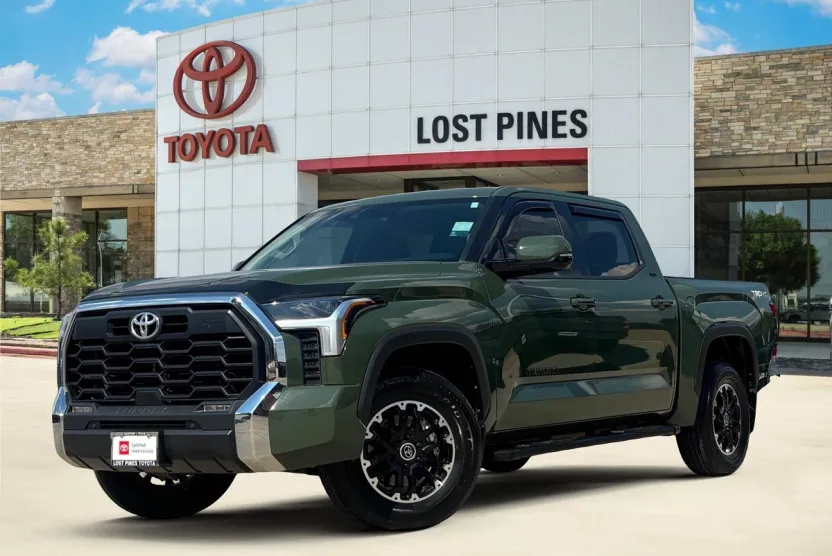 2022 Toyota Tundra SR5 photo 1