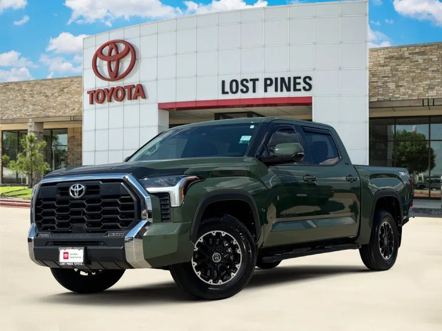 2022 Toyota Tundra SR5 photo 1