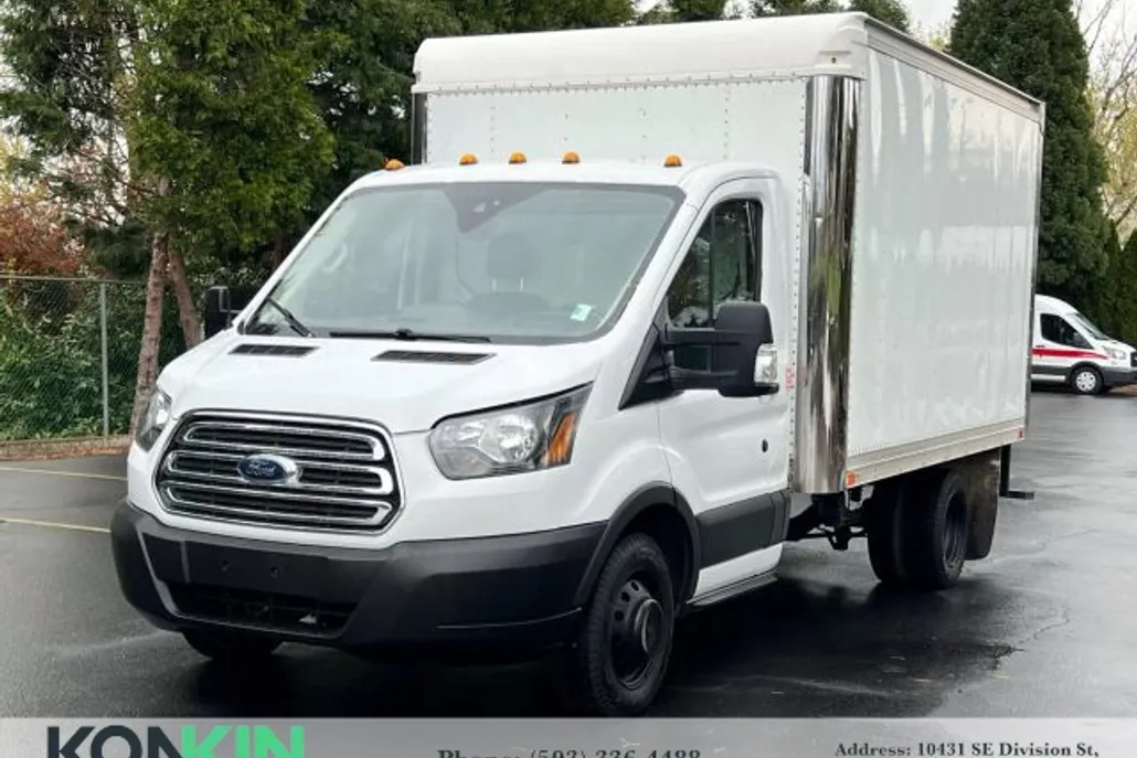 2017 Ford Transit Chassis photo 1