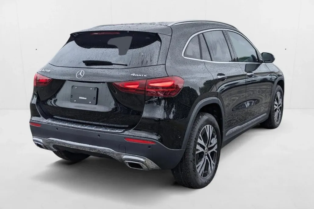 2025 Mercedes Benz GLA 250 4MATIC photo 1