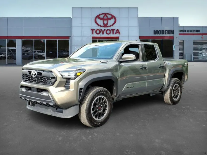 2024 Toyota Tacoma TRD photo 1