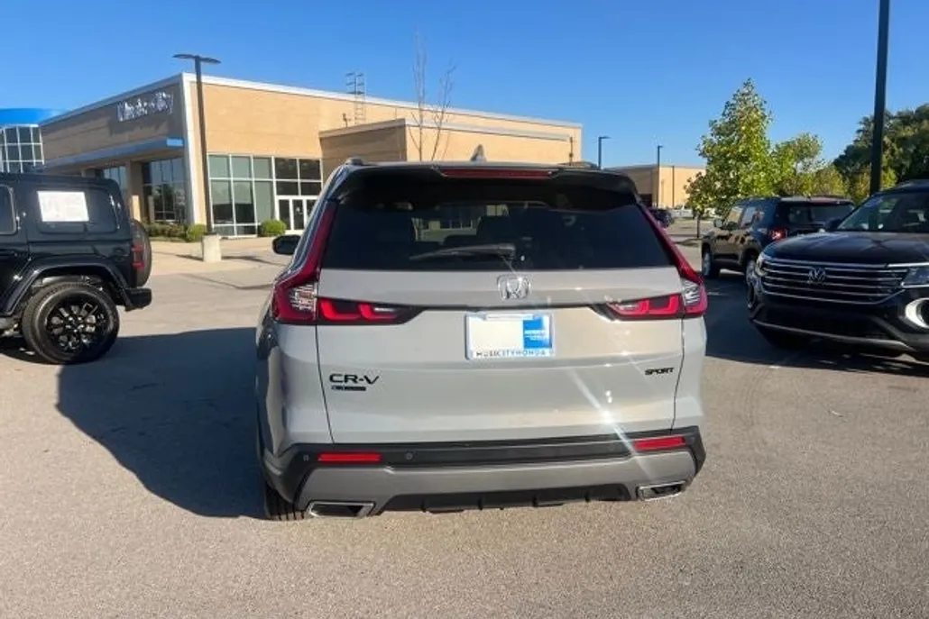2026 Honda CR-V Hybrid Sport-L photo 1