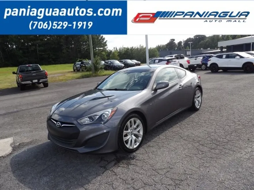 2013 Hyundai Genesis Coupe 2.0T photo 1