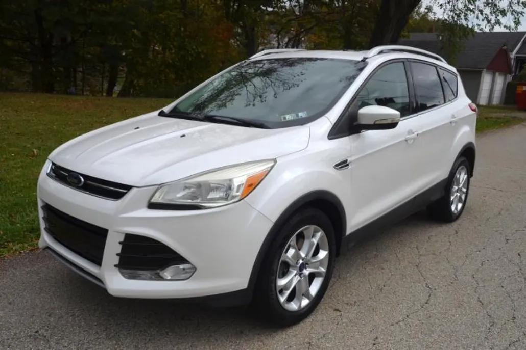 2016 Ford Escape Titanium photo 1