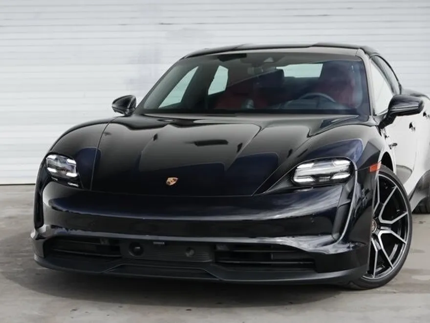 2024 Porsche Taycan 4S photo 1