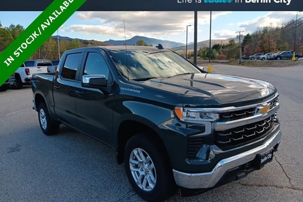 2026 Chevrolet Silverado 1500 LT photo 1