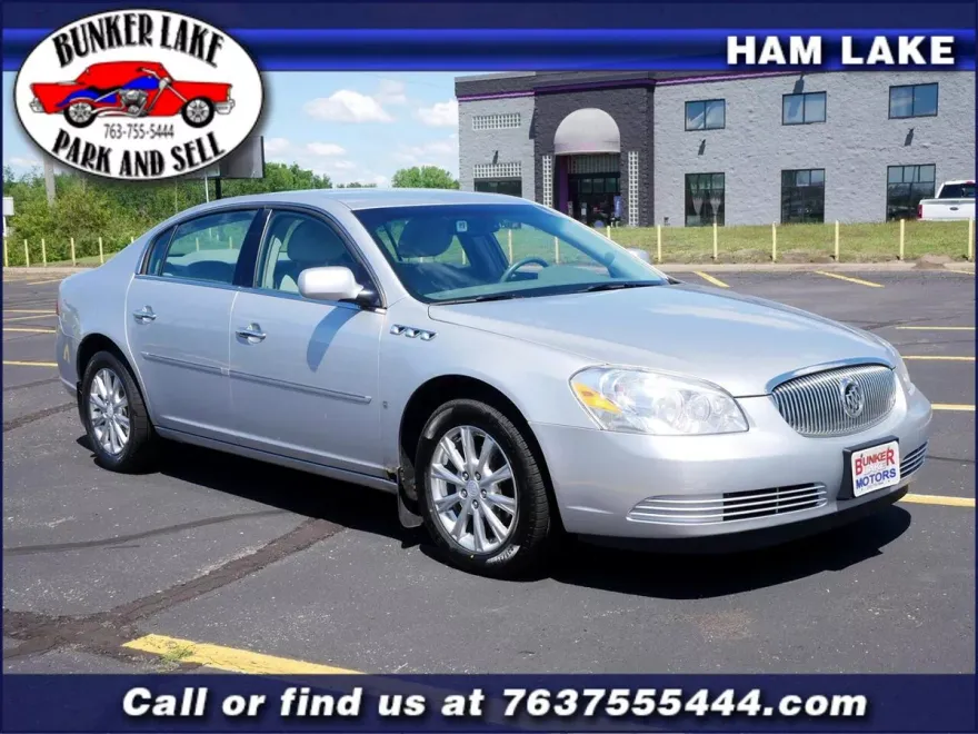 2009 Buick Lucerne CX photo 1