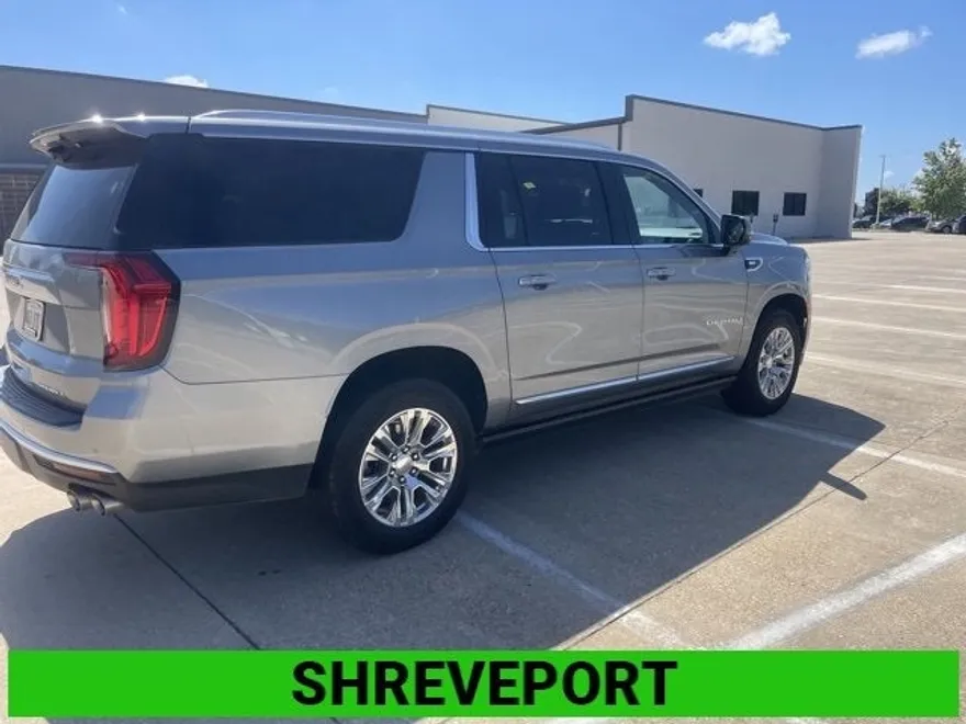 2023 Gmc Yukon XL Denali photo 1