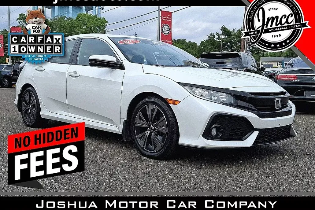 2017 Honda Civic Hatchback EX-L photo 1