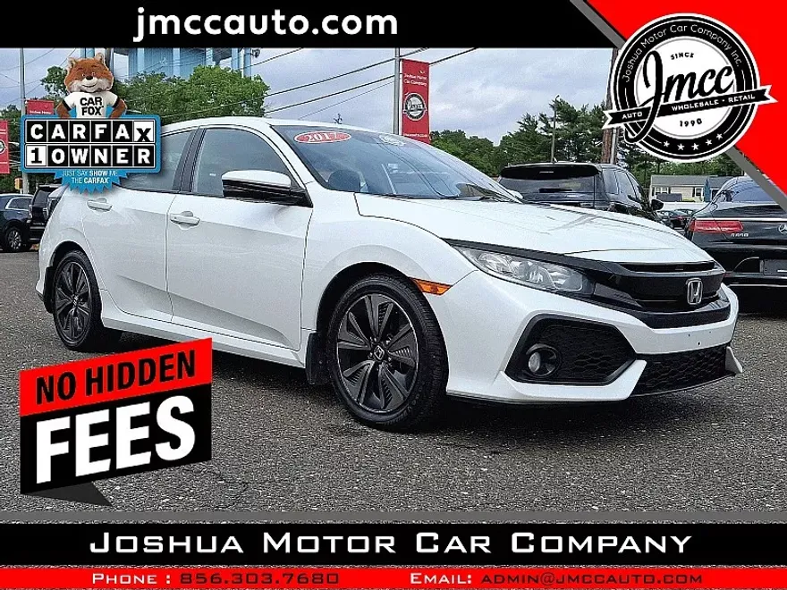 2017 Honda Civic Hatchback EX-L photo 1