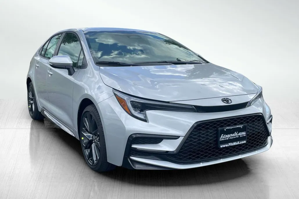 2025 Toyota Corolla SE photo 1