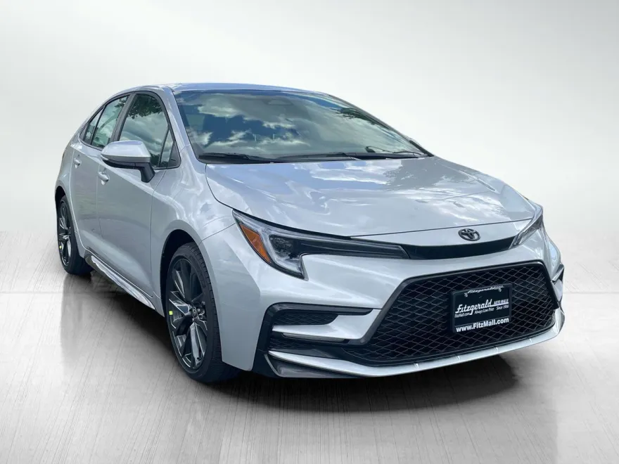2025 Toyota Corolla SE photo 1
