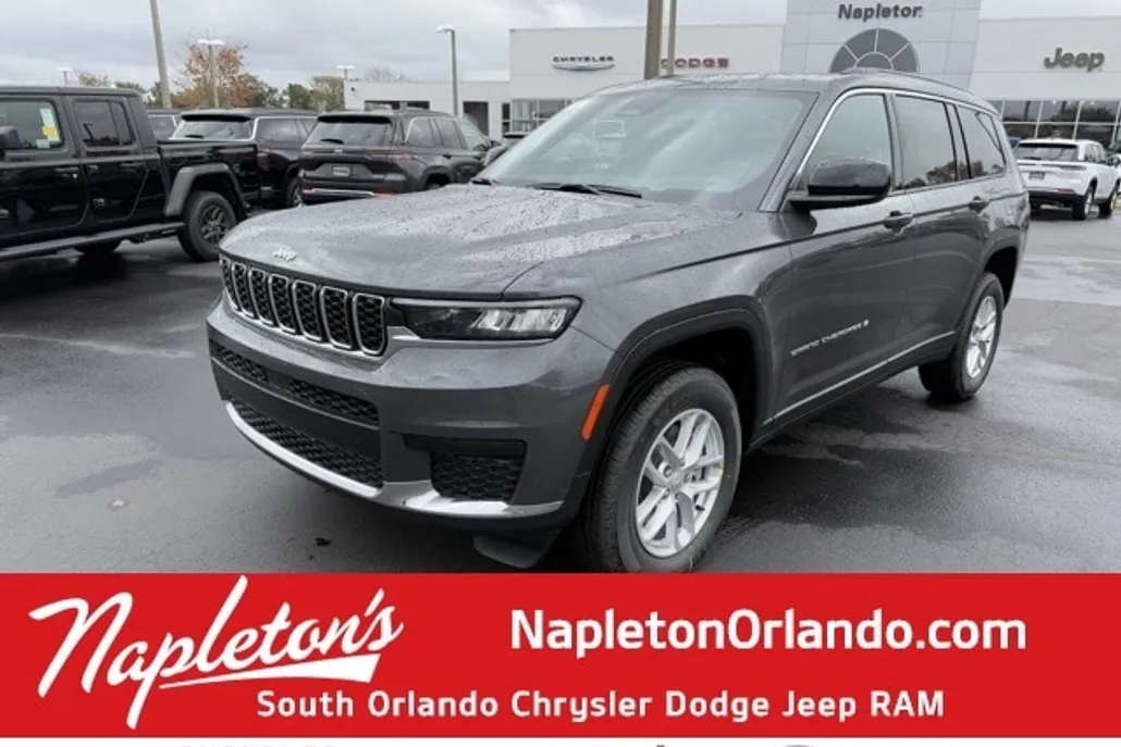 2025 Jeep Grand Cherokee Laredo X photo 1