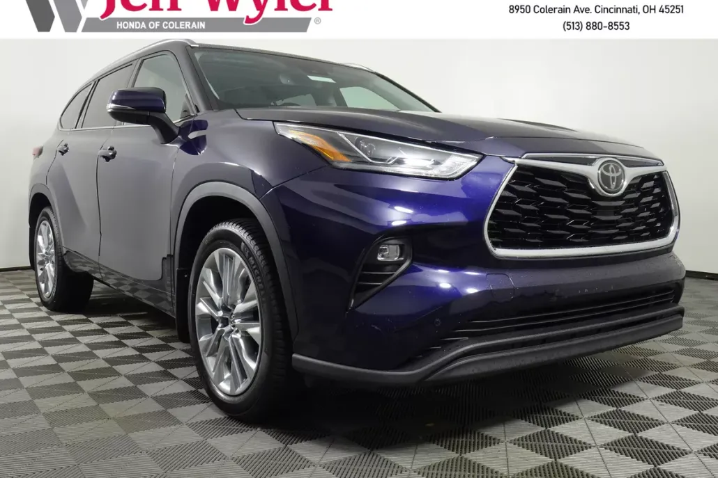 2020 Toyota Highlander Limited photo 1