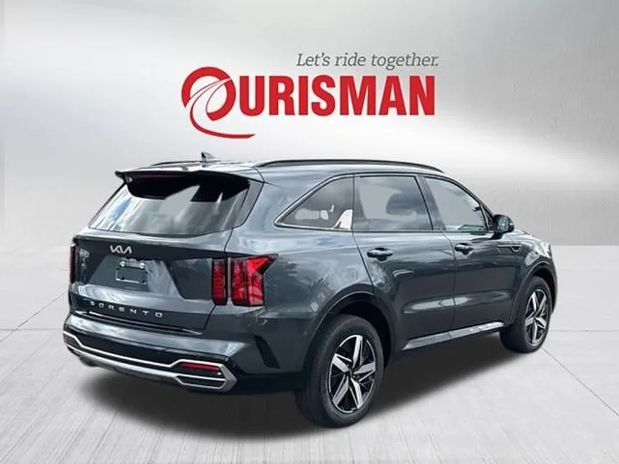 2022 Kia Sorento S photo 1