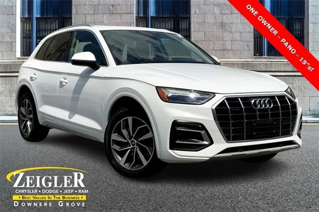 2021 Audi Q5 45 Premium photo 1