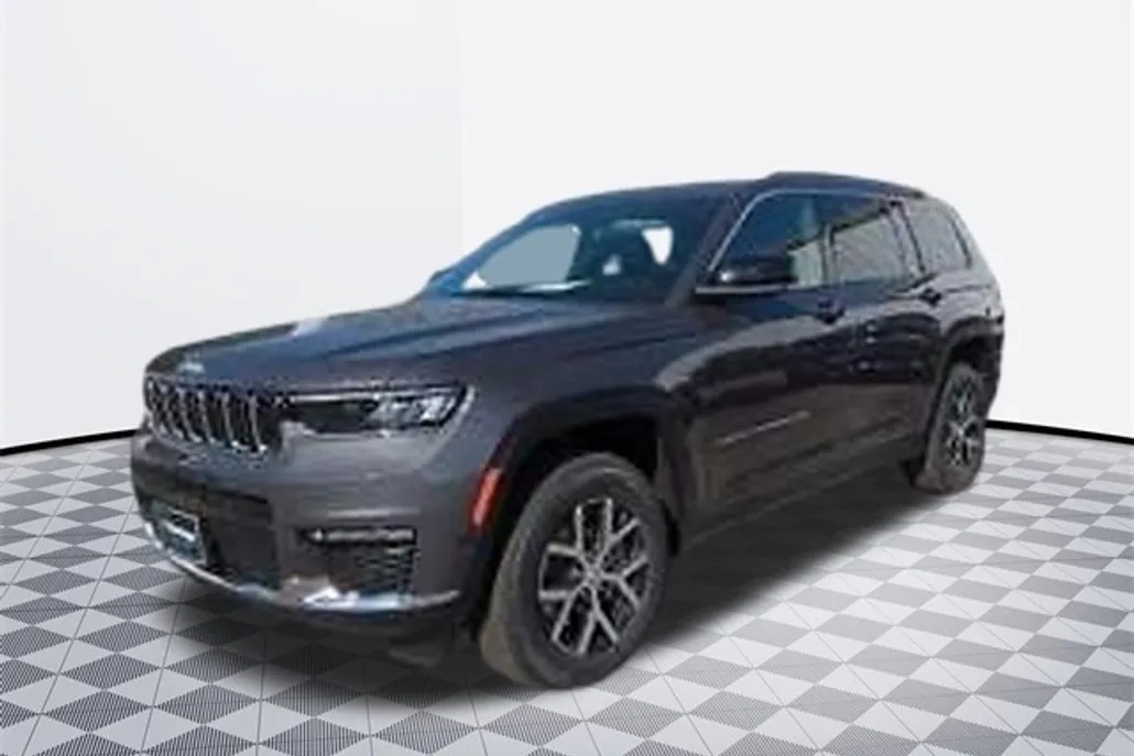 2025 Jeep Grand Cherokee Laredo Sport photo 1
