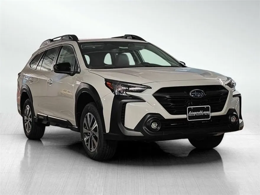 2025 Subaru Outback Premium photo 1