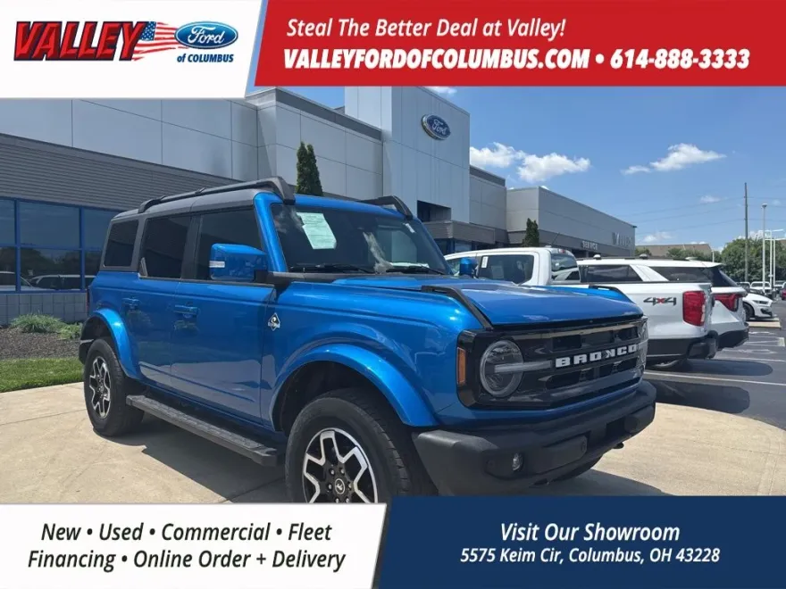 2022 Ford Bronco Outer Banks photo 1
