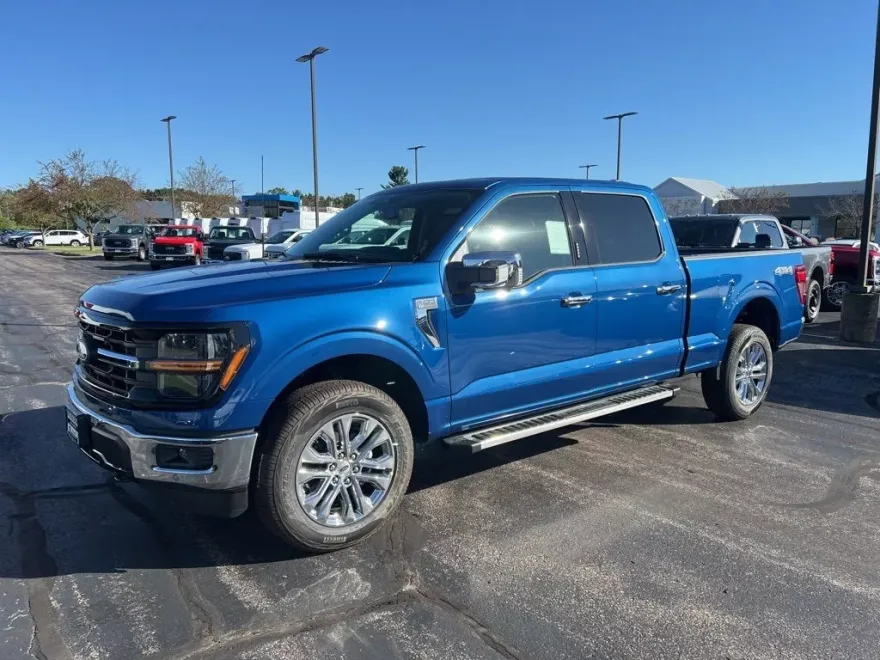2024 Ford F-150 XLT photo 1