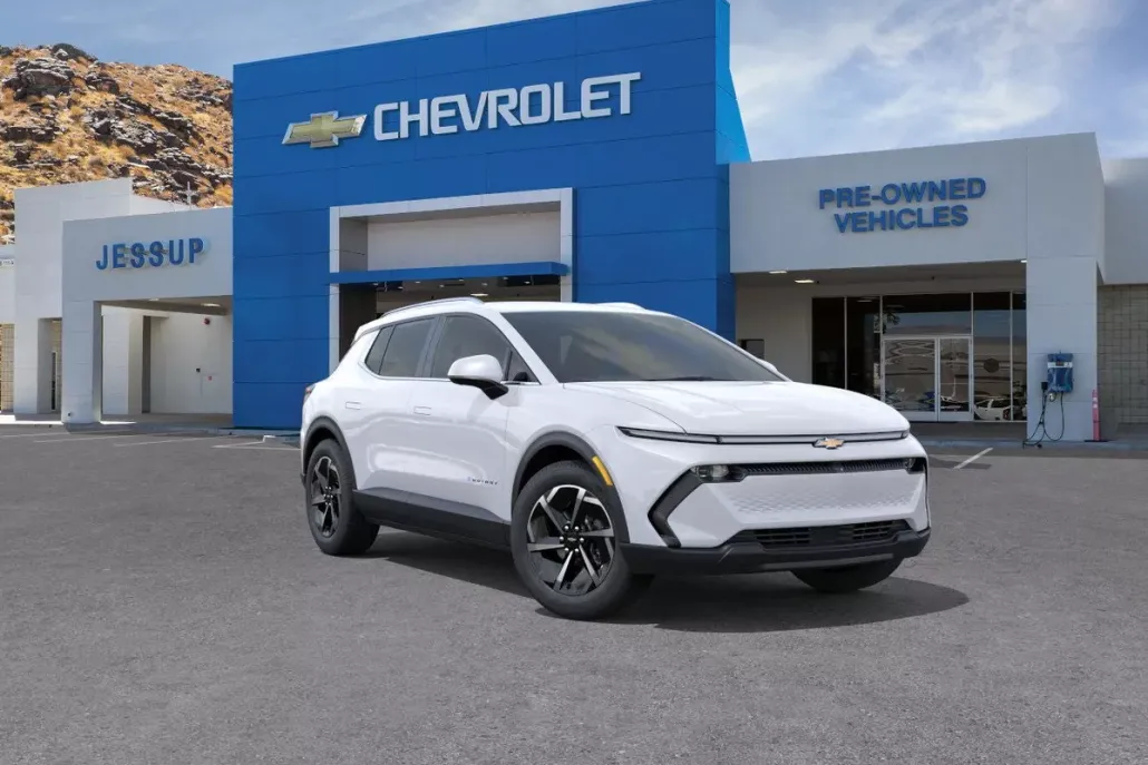 2026 Chevrolet Equinox EV 1LT photo 1