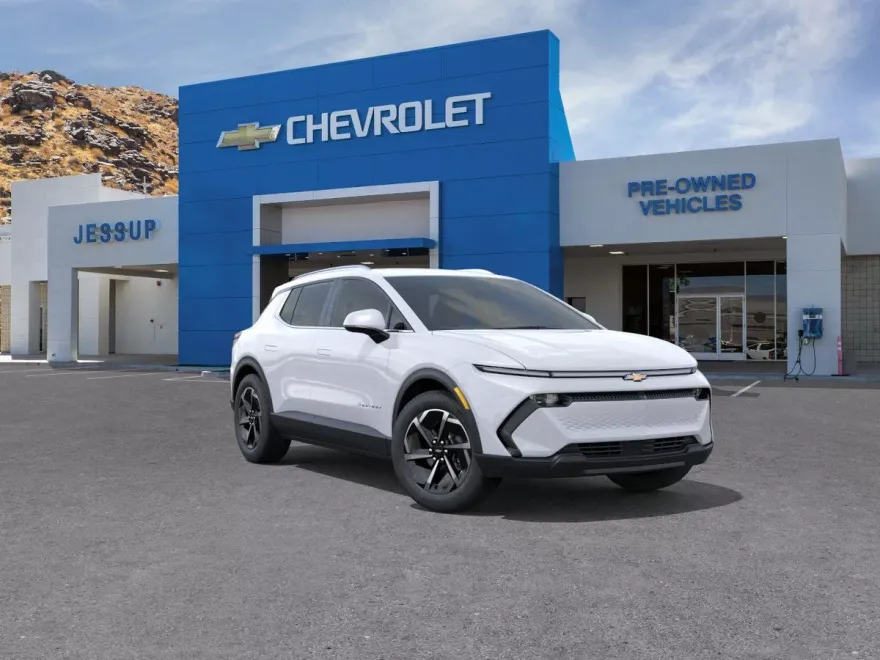 2026 Chevrolet Equinox EV 1LT photo 1