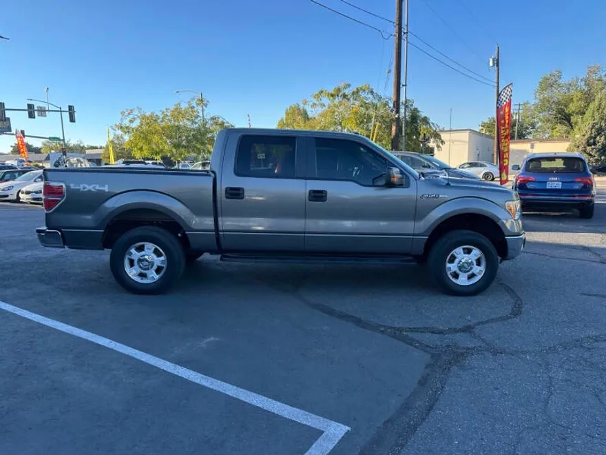 2011 Ford F-150 photo 1