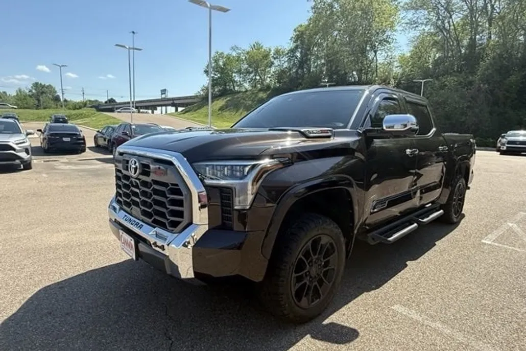 2023 Toyota Tundra 1794 Edition CrewMax photo 1