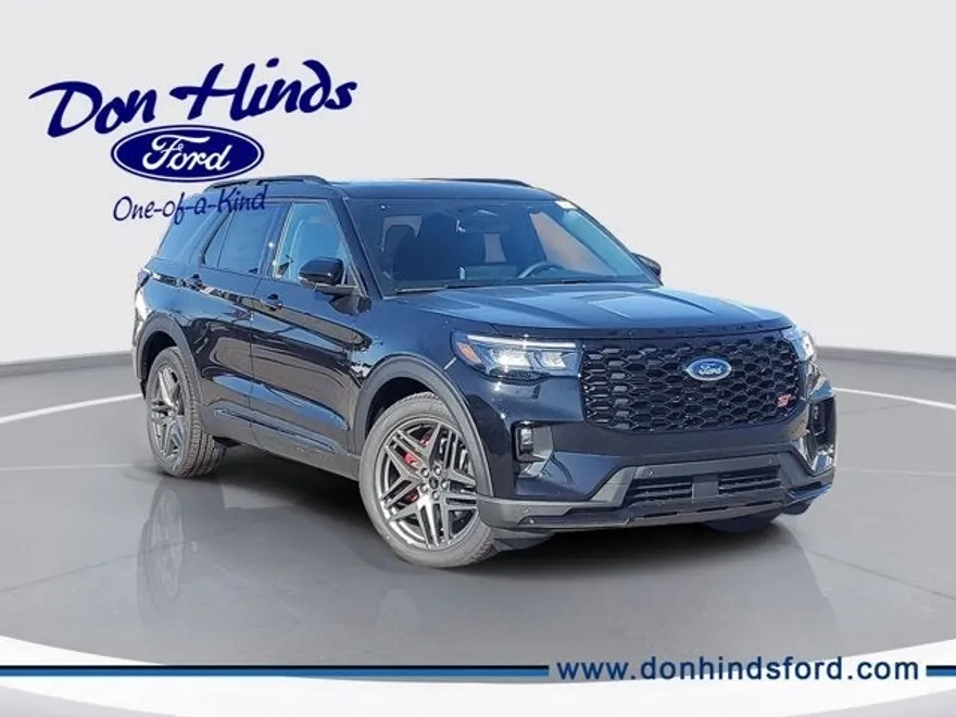 2025 Ford Explorer ST photo 1