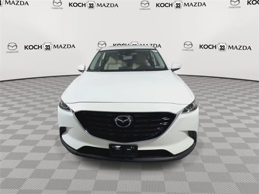 2023 Mazda CX-9 Touring photo 1