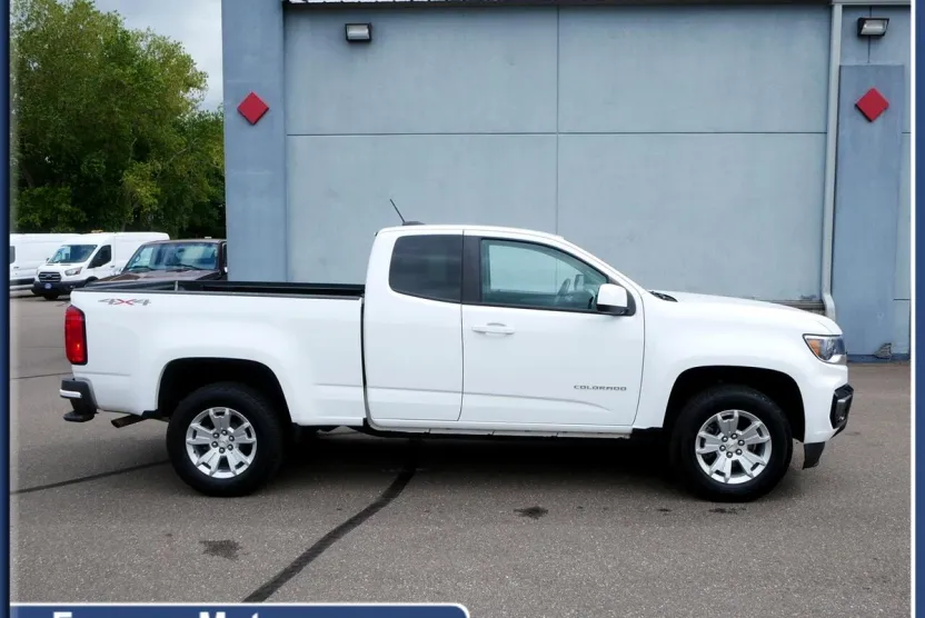 2022 Chevrolet Colorado Z71 photo 1