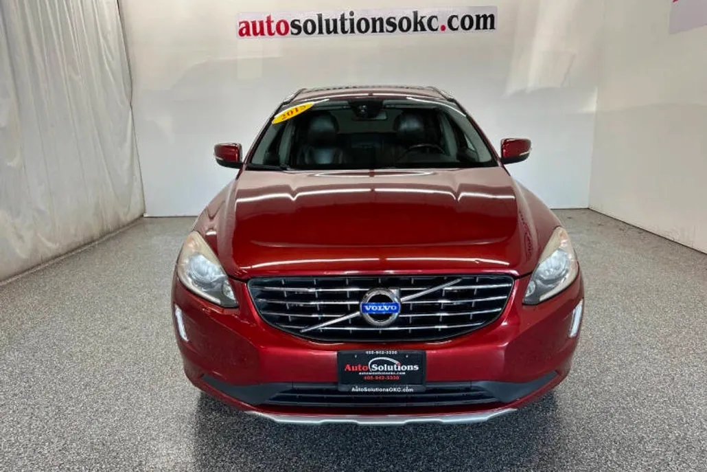 2015 Volvo XC60 Premier R-Design photo 1