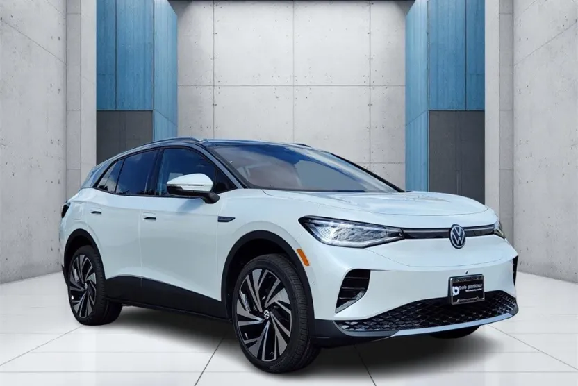2025 Volkswagen ID.4 Pro Plus photo 1