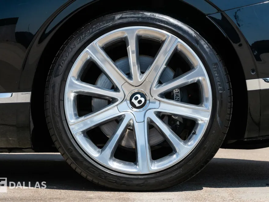 2020 Bentley Continental GT V8 photo 1